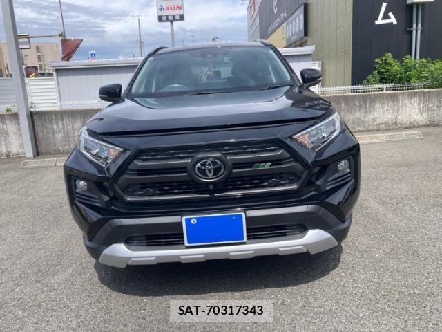 Toyota RAV4 2021-06 7329670-1