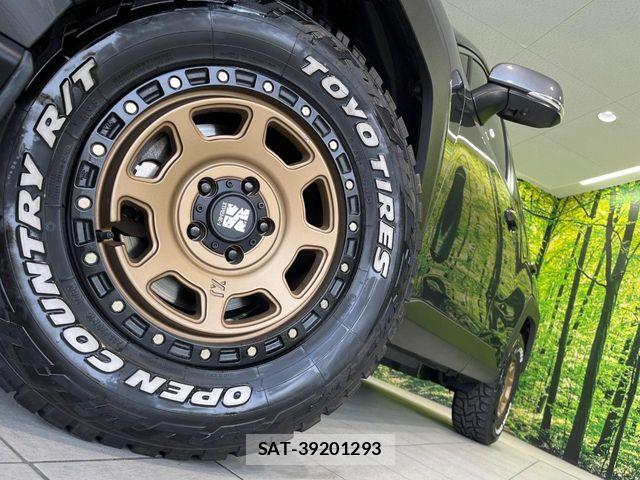 Toyota RAV4 2022-03 7329660-12
