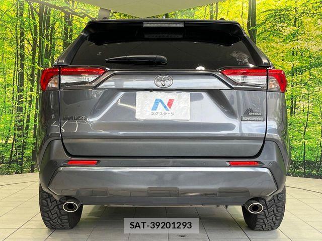 Toyota RAV4 2022-03 7329660-14