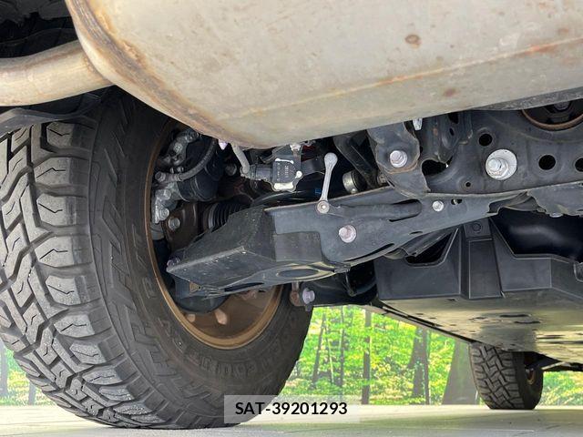 Toyota RAV4 2022-03 7329660-19