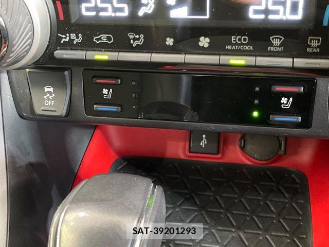 Toyota RAV4 2022-03 7329660-7