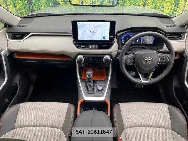 Toyota RAV4 2024-04 7329653-1
