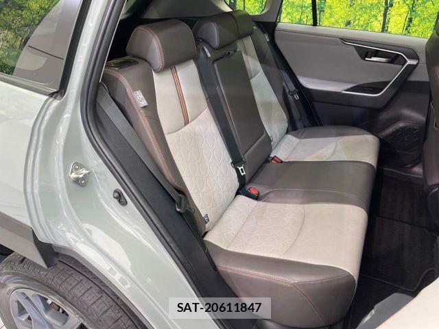 Toyota RAV4 2024-04 7329653-8