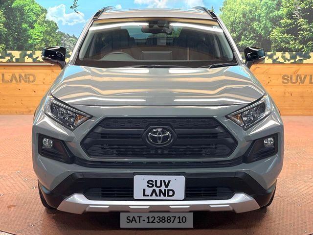 Toyota RAV4 2021-12 7329655-15