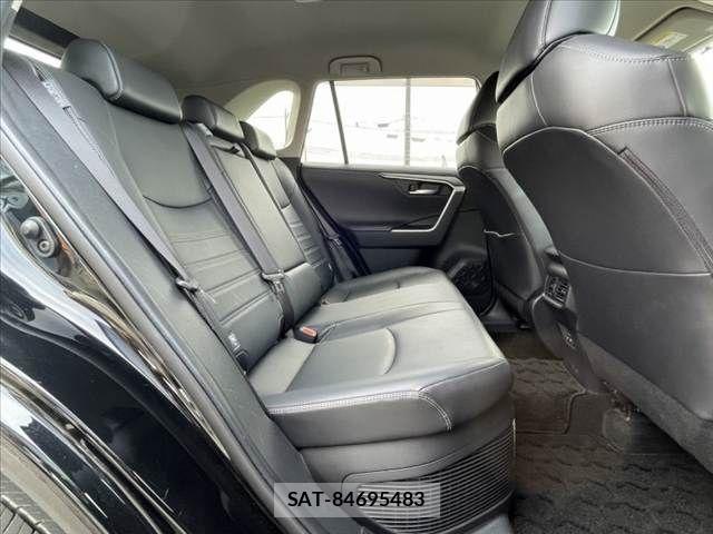 Toyota RAV4 2020-01 7329673-19
