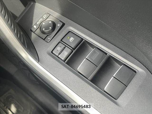Toyota RAV4 2020-01 7329673-22