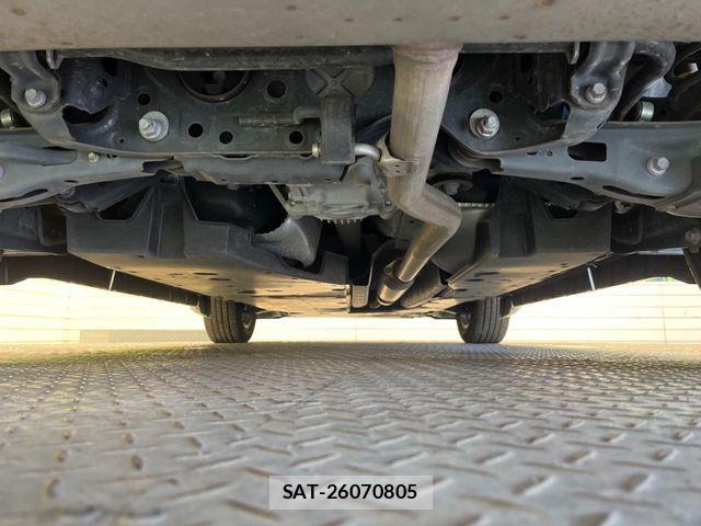 Toyota RAV4 2019-04 7329677-18