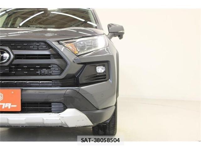 Toyota RAV4 2023-05 7359553-14