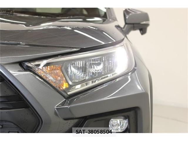 Toyota RAV4 2023-05 7359553-15