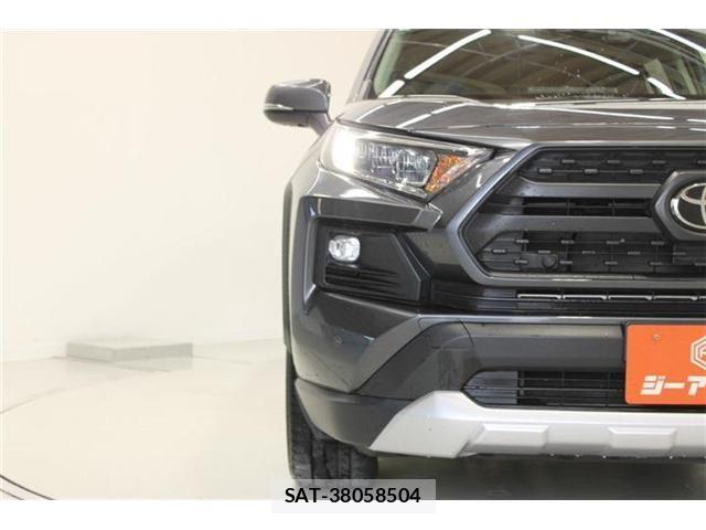 Toyota RAV4 2023-05 7359553-16