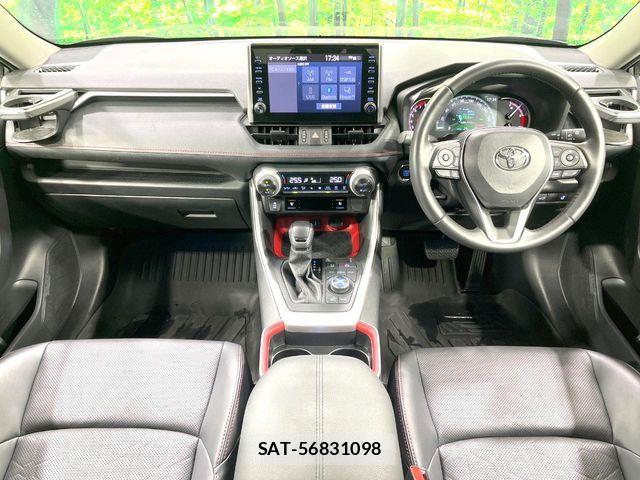 Toyota RAV4 2021-06 7359554-1