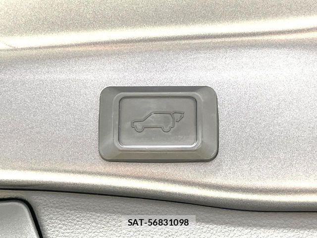 Toyota RAV4 2021-06 7359554-7