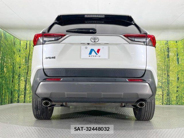 Toyota RAV4 2019-09 7359567-14