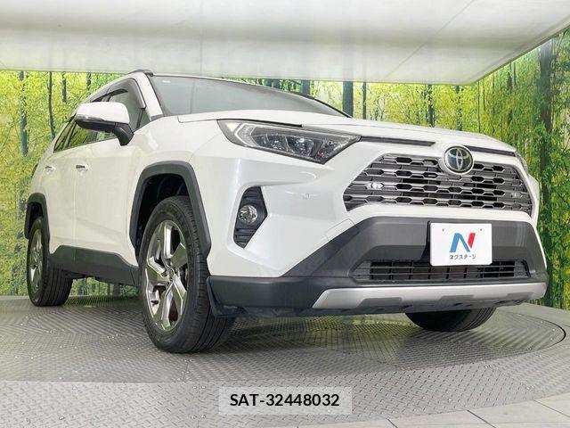 Toyota RAV4 2019-09 7359567-15