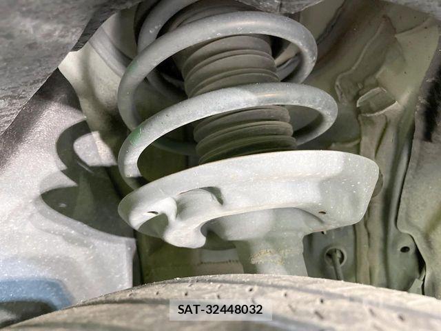 Toyota RAV4 2019-09 7359567-18