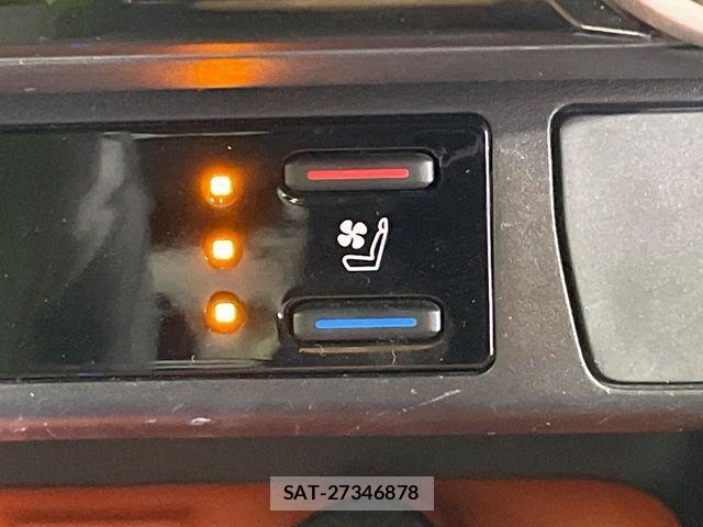 Toyota RAV4 2019-07 7359561-2