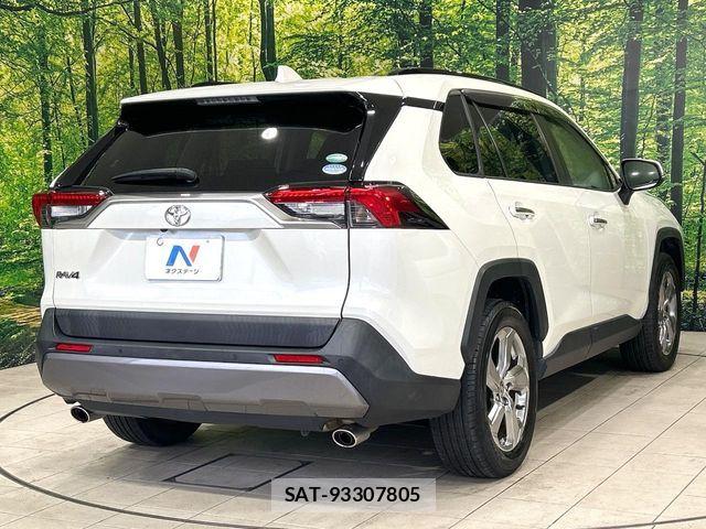 Toyota RAV4 2020-11 7359562-16