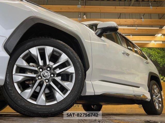 Toyota RAV4 2022-12 7359520-12