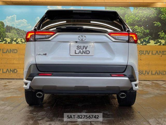 Toyota RAV4 2022-12 7359520-14