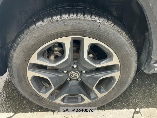 Toyota RAV4 2019-12 7359566-10