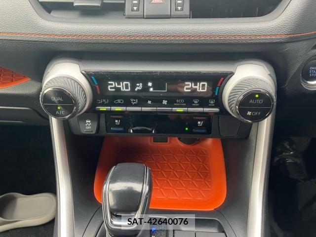 Toyota RAV4 2019-12 7359566-25