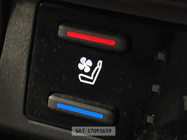 Toyota RAV4 2022-10 7359532-4