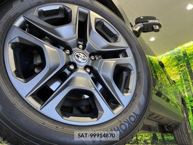 Toyota RAV4 2023-07 7359541-12