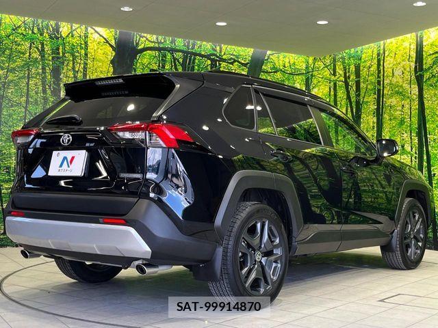 Toyota RAV4 2023-07 7359541-16