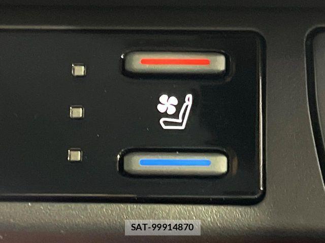 Toyota RAV4 2023-07 7359541-6
