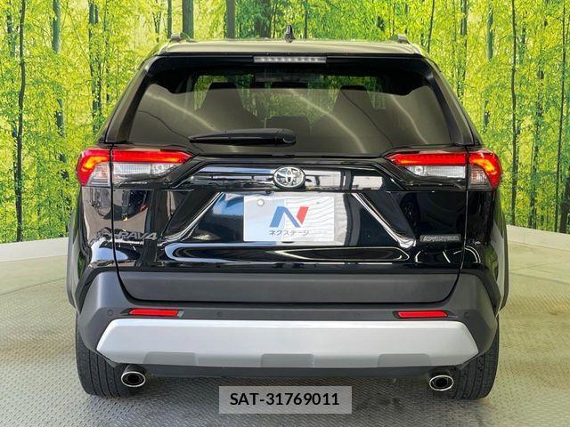 Toyota RAV4 2019-12 7359564-15