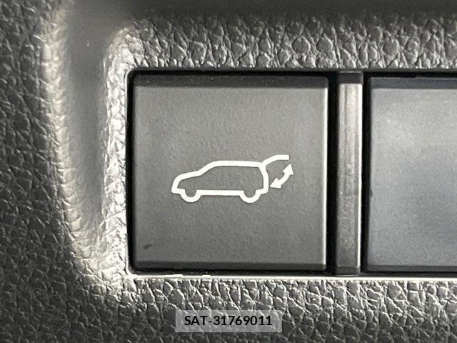 Toyota RAV4 2019-12 7359564-6