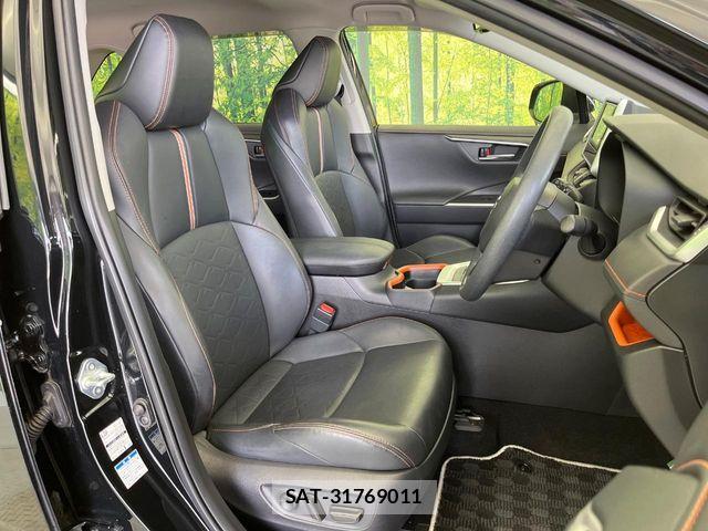 Toyota RAV4 2019-12 7359564-8