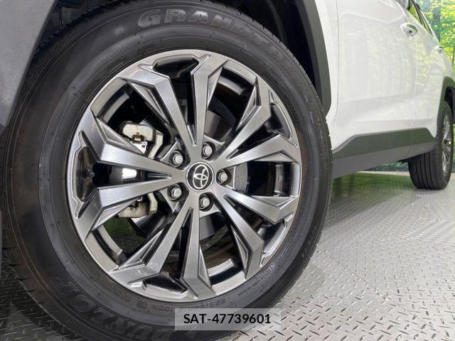 Toyota RAV4 2023-03 7359536-12