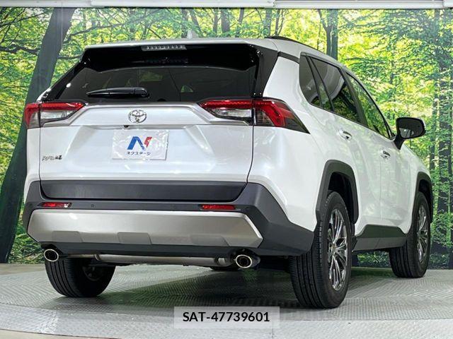 Toyota RAV4 2023-03 7359536-16
