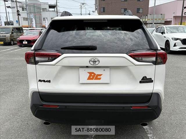 Toyota RAV4 2024-02 7359533-13
