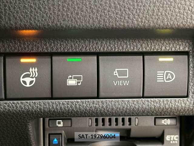 Toyota RAV4 2021-03 7359538-9