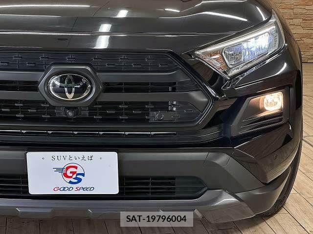 Toyota RAV4 2021-03 7359538-19