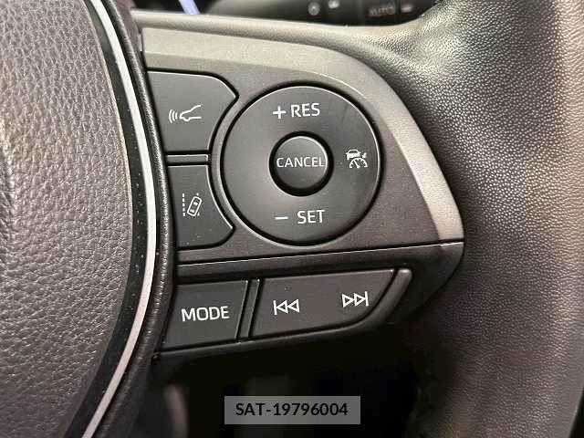 Toyota RAV4 2021-03 7359538-6