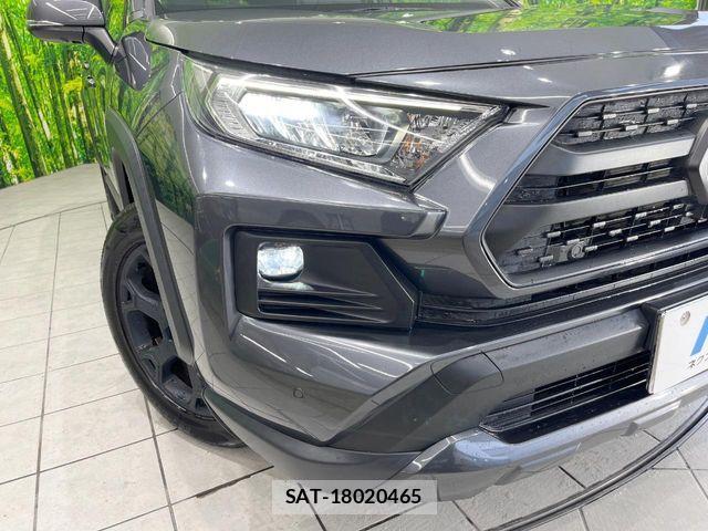 Toyota RAV4 2022-09 7359544-12