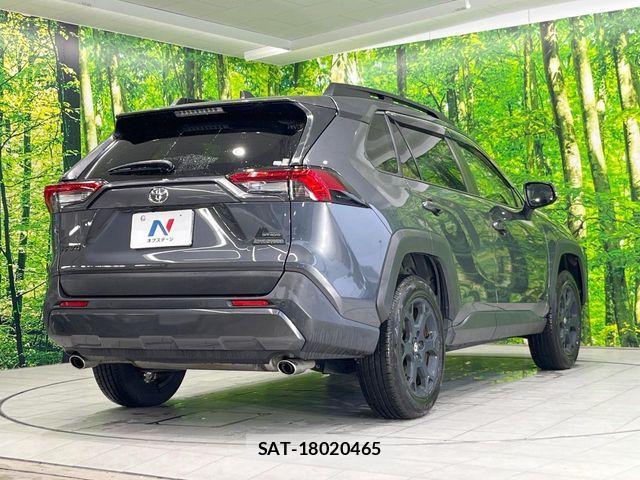 Toyota RAV4 2022-09 7359544-16