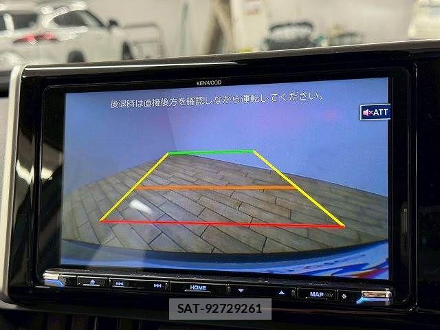 Toyota RAV4 2021-04 7359537-3