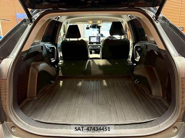 Toyota RAV4 2020-10 7359563-19