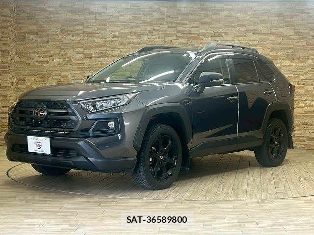 Toyota RAV4 2023-03 7359522-13