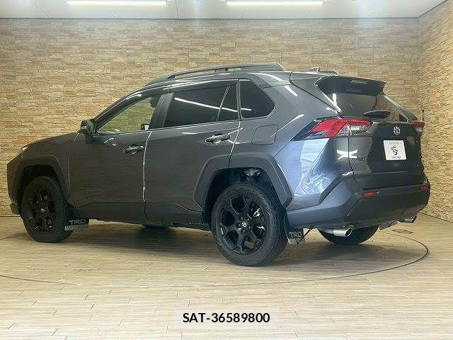 Toyota RAV4 2023-03 7359522-16