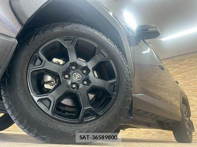 Toyota RAV4 2023-03 7359522-18