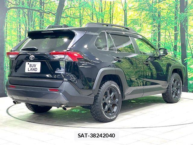 Toyota RAV4 2021-05 7359545-17