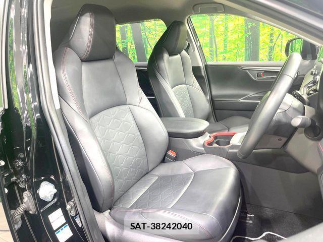 Toyota RAV4 2021-05 7359545-8