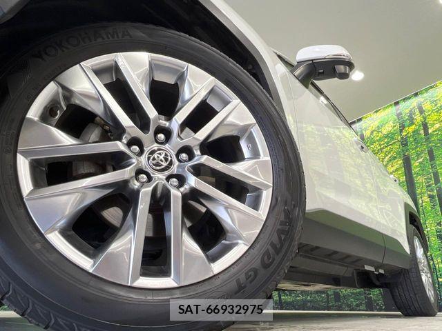 Toyota RAV4 2020-02 7359558-12