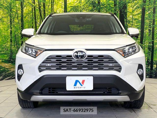 Toyota RAV4 2020-02 7359558-13