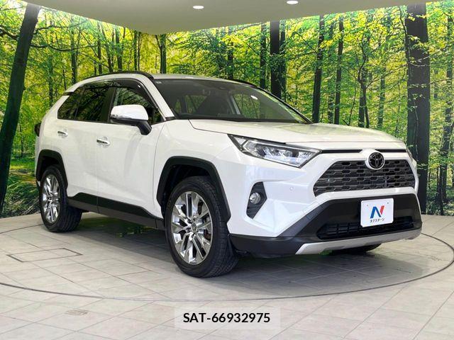 Toyota RAV4 2020-02 7359558-15